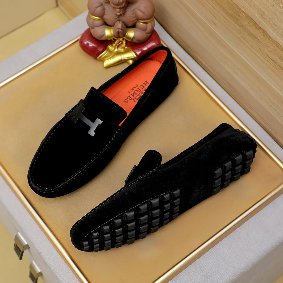 Men's shoes 💰380 🕷🕷【HERMES】Same style at Hermès counters 🇨🇳 Classic slip-on shoes 1:1 mold opening 💯 Original quality 🍓 Made of imported first-layer cowhide 🍅 pigskin lining 🌶🌶 Super high-end men's leather shoes 🇨🇳 Solid and stable, very special 🍇 Color, code number 38-44 (45.46/47 customized)...